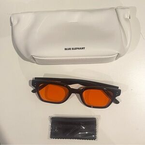 Like new- Blue elephant RIKA-S 51 sunglasses orange tint